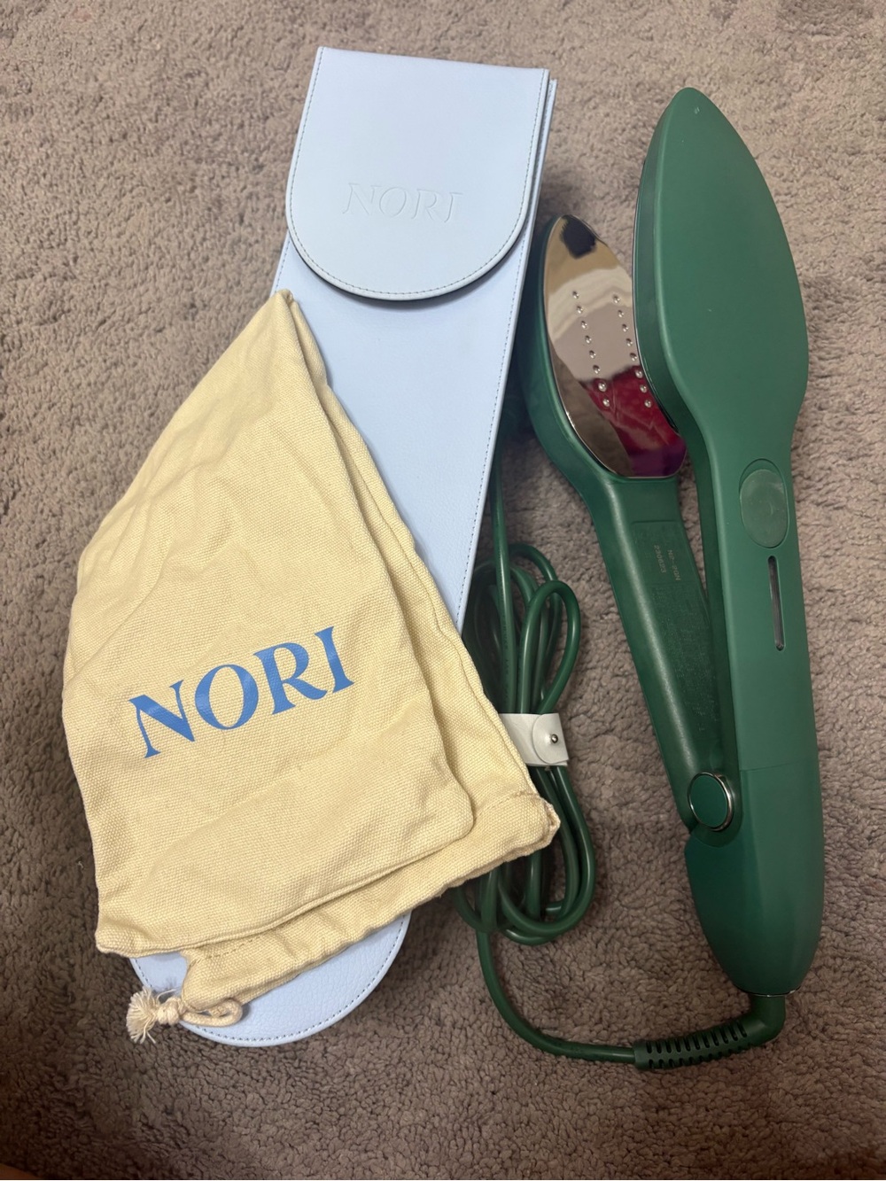 NORI Green Press Traveling Iron with Case